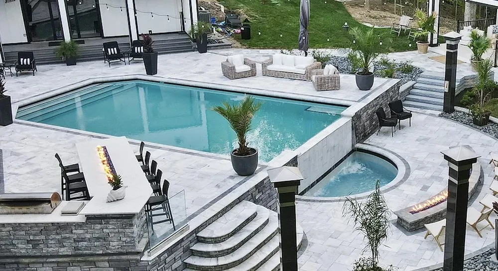 Local outdoor landscaping in Delaware, OH - Flores Landscapes