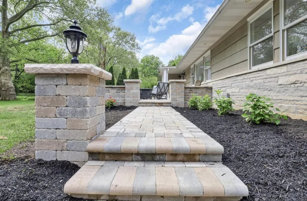 Affordable yard maintenance near you in Delaware, OH by Flores Landscapes