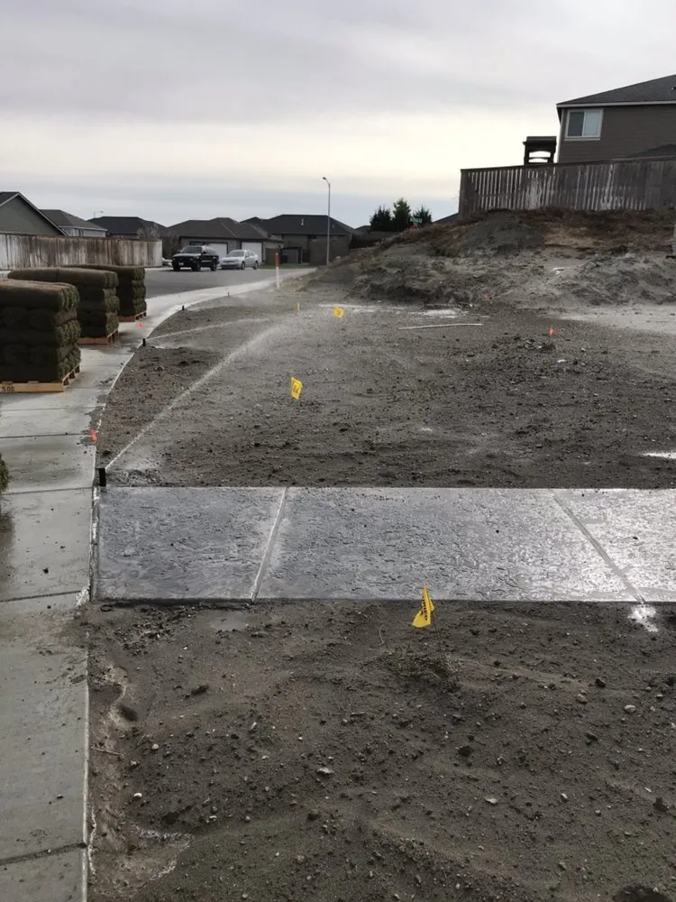 Expert landscaping services experts serving Kennewick, WA - Flores Landscaping & Construction