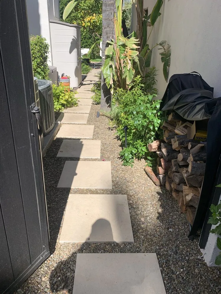 Expert outdoor landscaping in Phoenix, AZ - Flores Landscaping & Mas