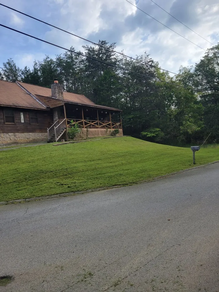 Professional yard cleanup service for year-round maintenance across Sevierville, TN - Flores Landscaping and Cleaning Services