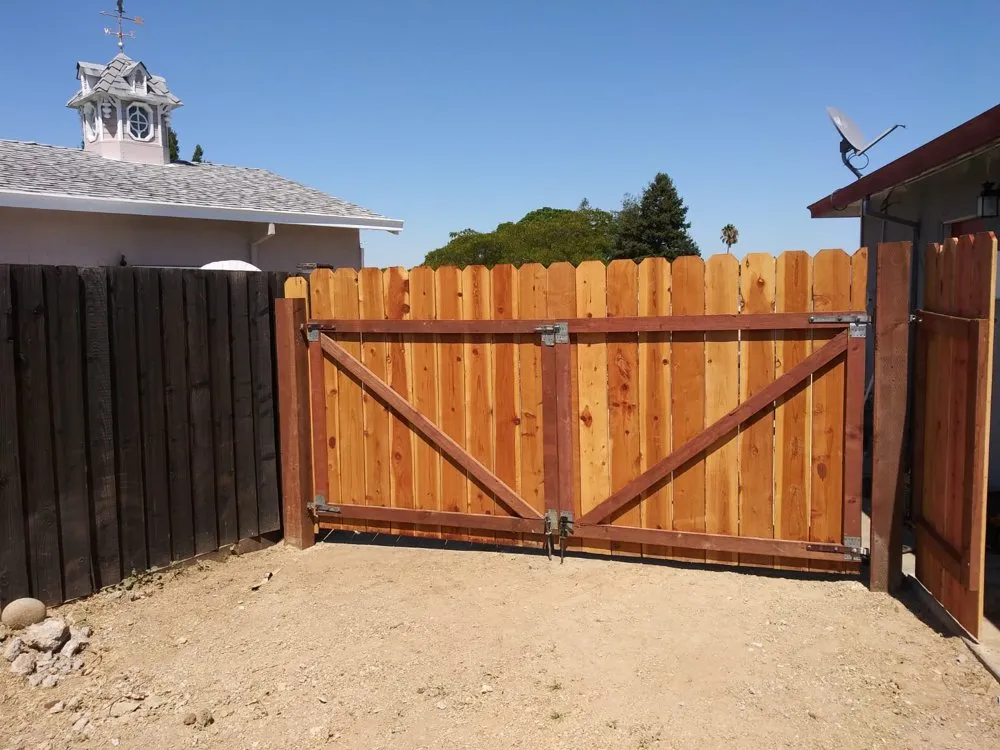 Top-rated garden landscaping experts serving Pittsburg, CA - Flores Landscaping And Maintenence