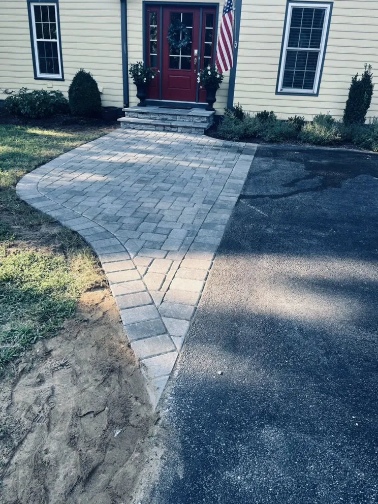 Reliable yard cleanup service near you in Annapolis, MD by Flores Landscaping