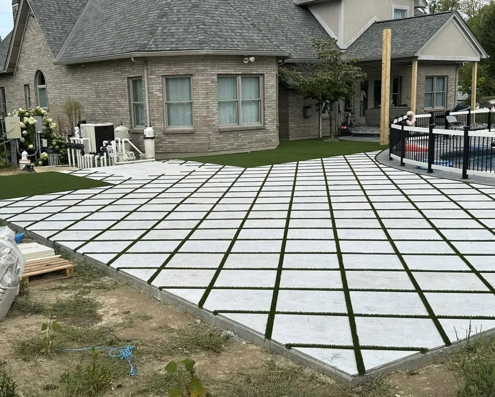 Affordable residential landscaping experts serving Cincinnati, OH - Flores Landscaping