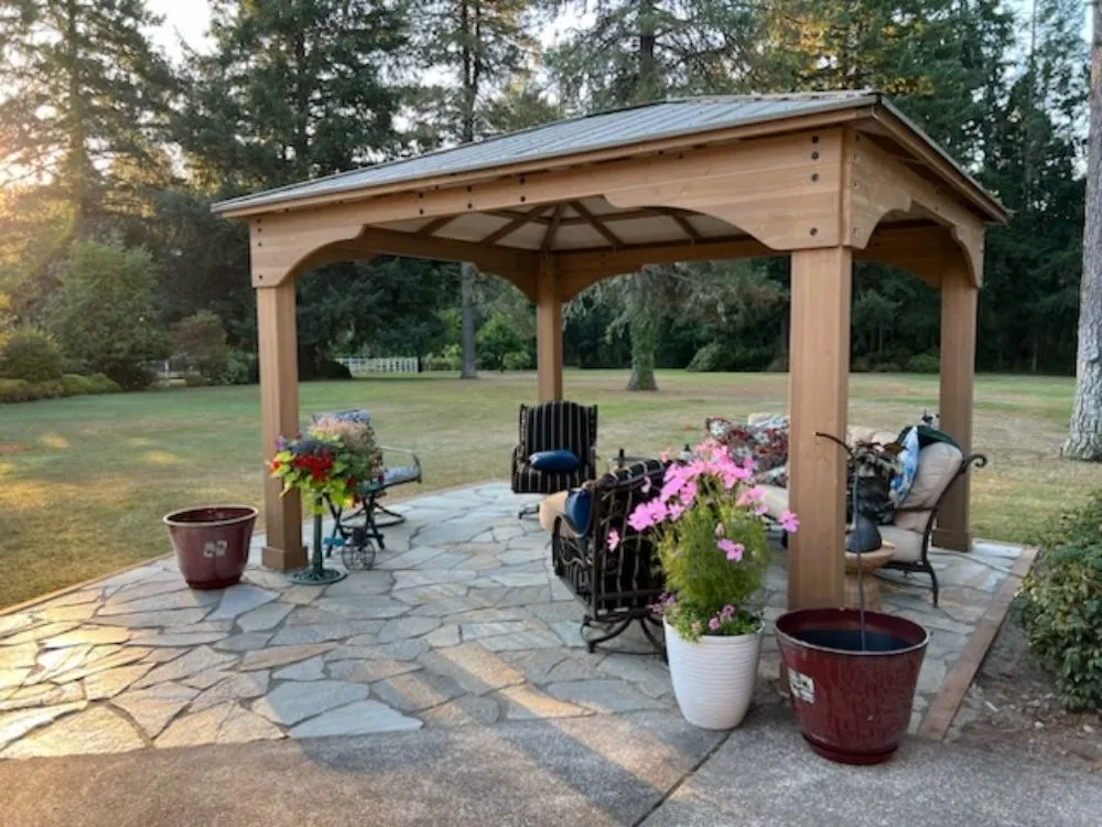 Professional lawn mowing service experts serving Eugene, OR - Flores Landscaping