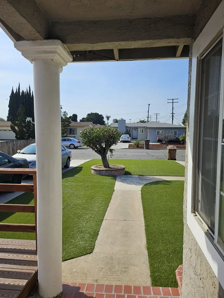 Professional garden landscaping experts serving Garden Grove, CA - Flores Landscaping