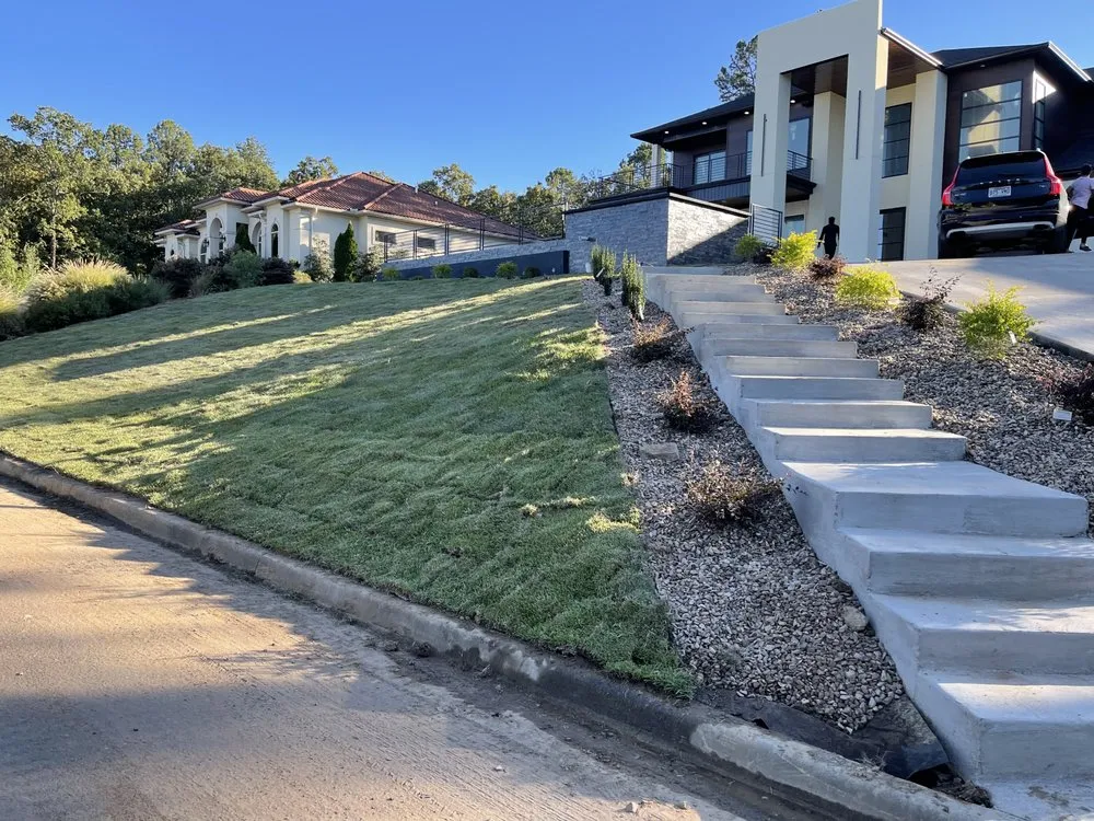 Custom landscape design experts serving Little Rock, AR - Flores Landscaping