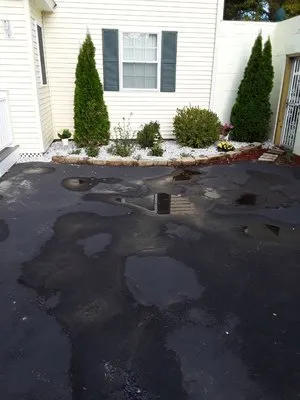 Flores Landscaping Services Logo