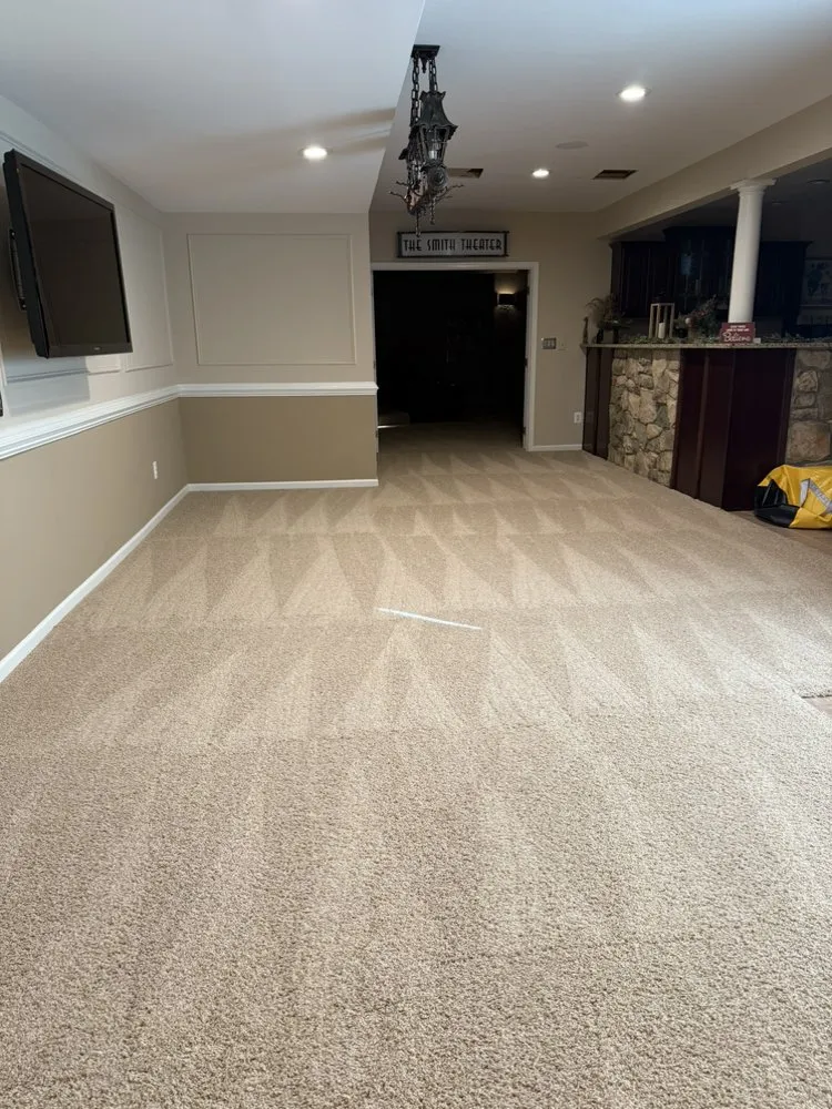 Professional lawn mowing service in Woodbridge, VA - Flores Landscaping