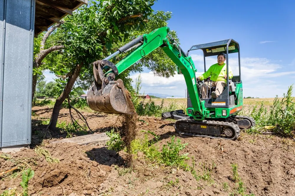 Top-rated residential landscaping in Longmont, CO - Flores Landviews
