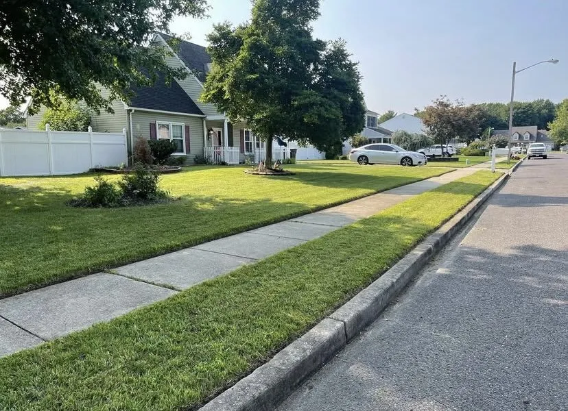 Local garden landscaping in Paulsboro, NJ - Flores lansdcaping