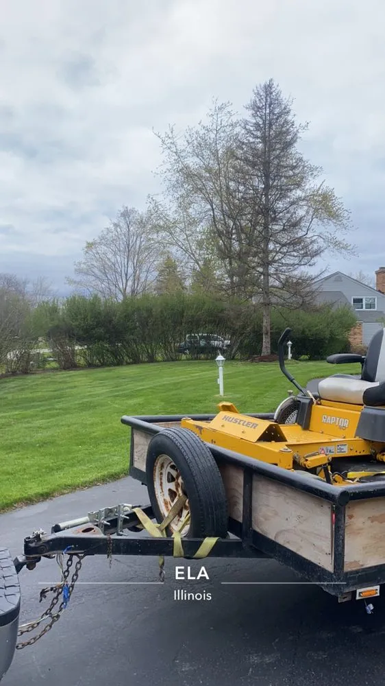 Local lawn care service for year-round maintenance across Mundelein, IL - Flores Lawn & Landscape