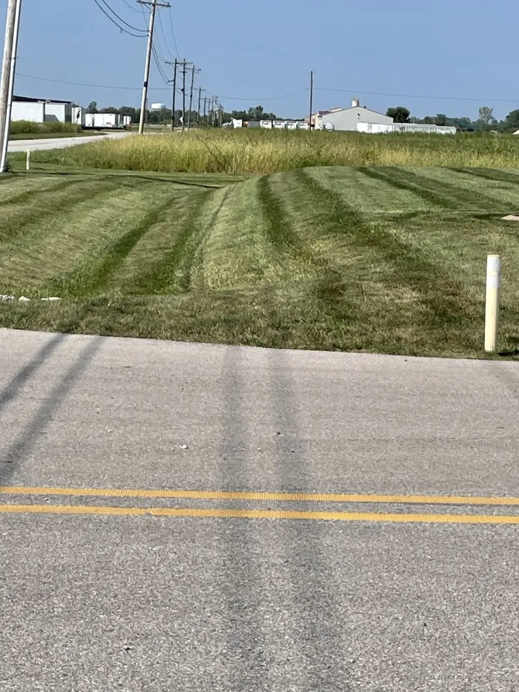 Local lawn care service experts serving Lafayette, IN - Flores Lawn & Maintenance