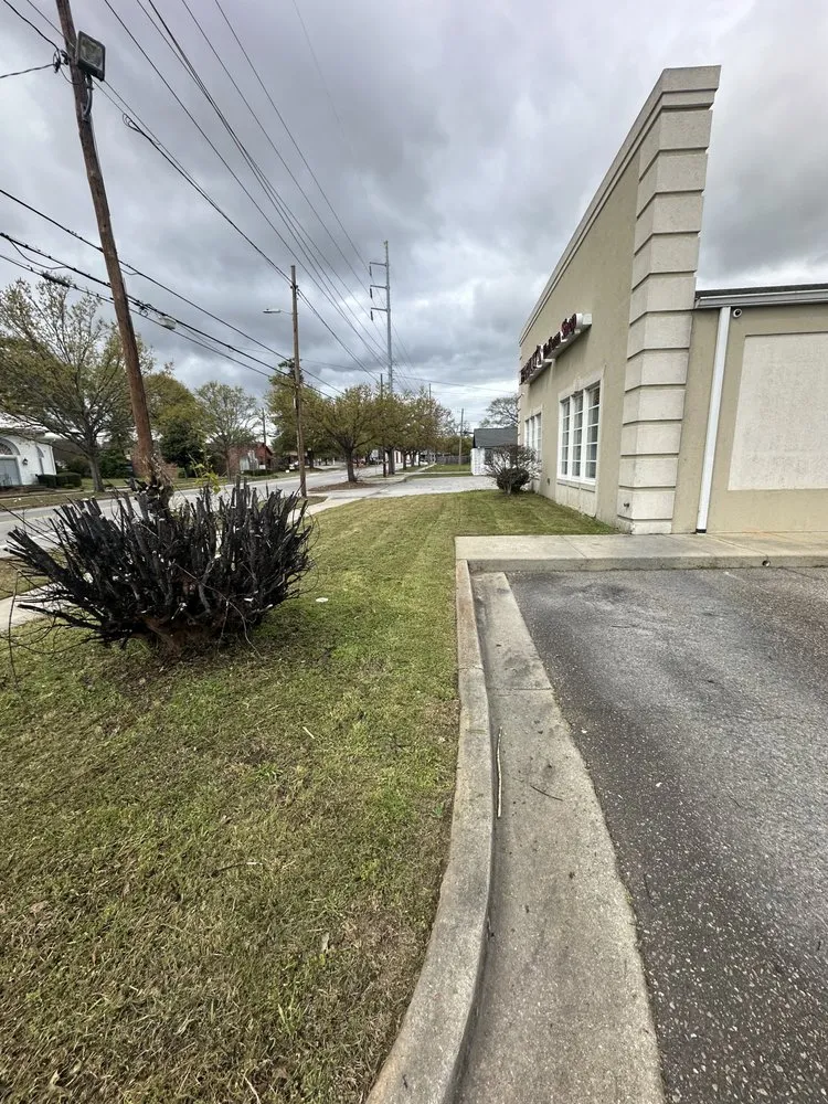 Local lawn mowing service for homes across Augusta, GA - Flores Lawn Maintenance