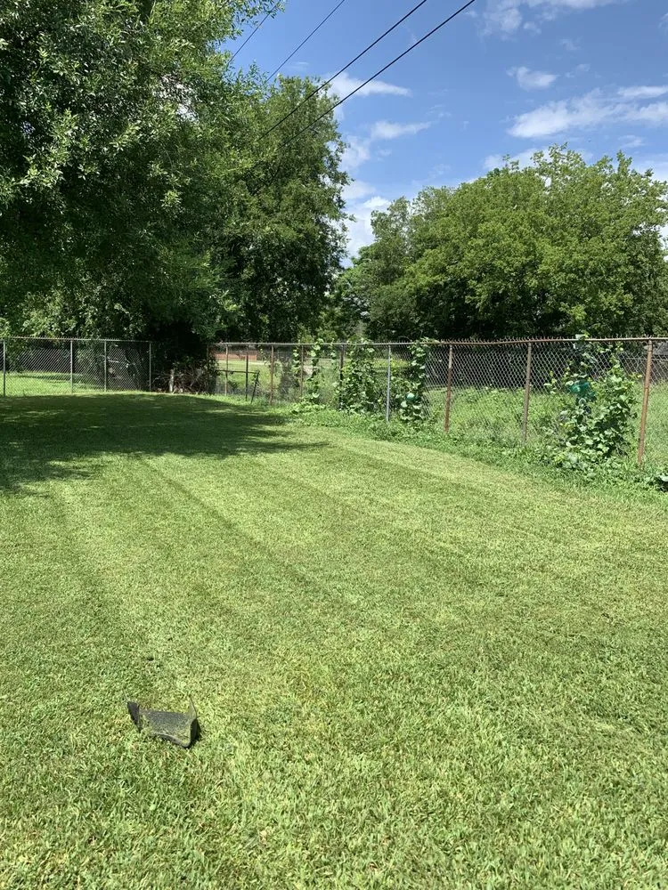 Local landscape design for homes across Houston, TX - Flores Lawn Service