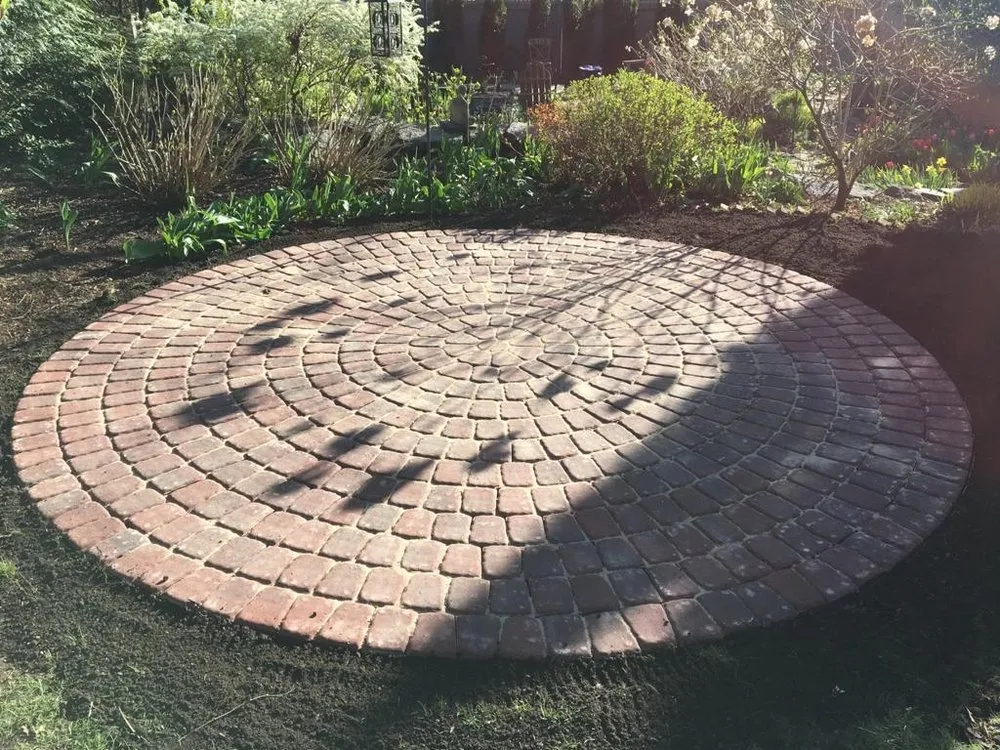 Affordable garden landscaping in Peekskill, NY by Flores Masonry And Landscaping
