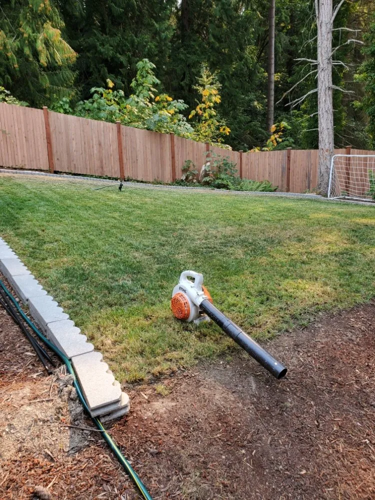 Local yard maintenance in Mill Creek, WA - Flores Total Home Services