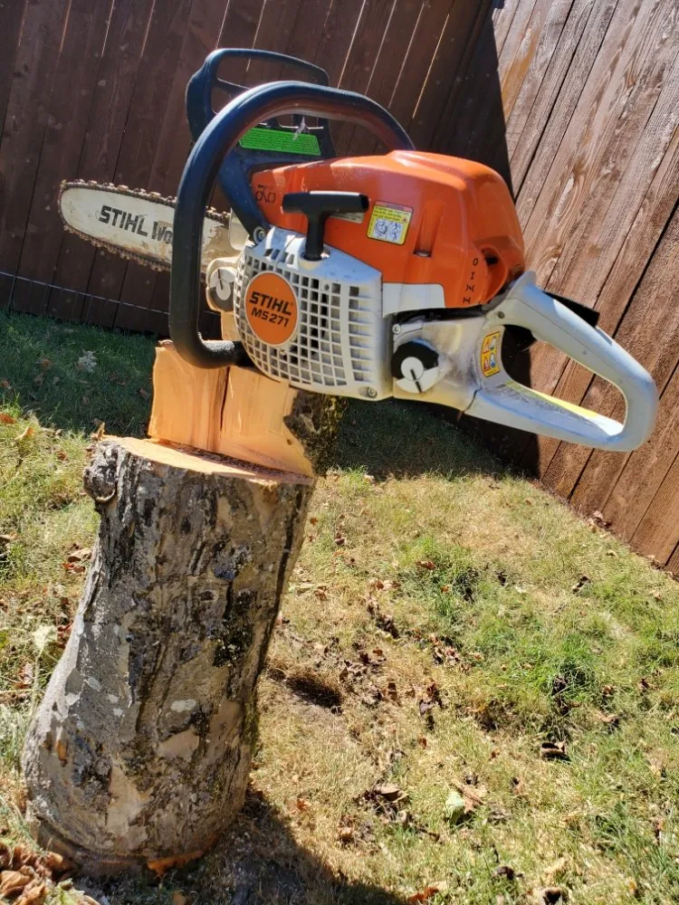 Custom garden landscaping in Mill Creek, WA by Flores Total Home Services