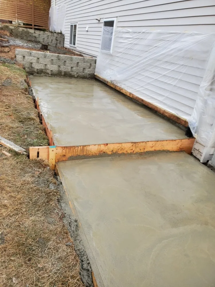 Professional garden landscaping in Mill Creek, WA by Flores Total Home Services