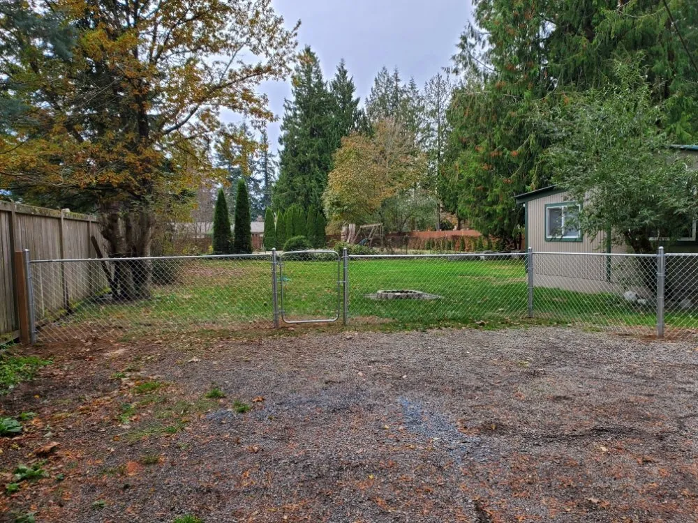 Top-rated yard cleanup service experts serving Mill Creek, WA - Flores Total Home Services