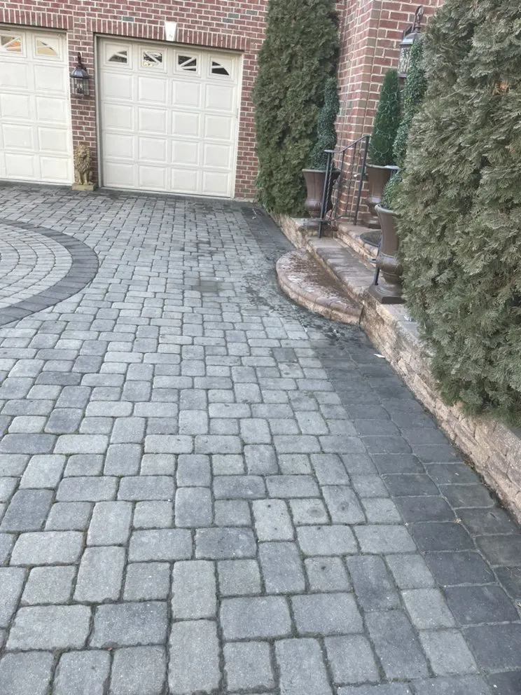 Custom residential landscaping in Norristown, PA - Floresbrothers