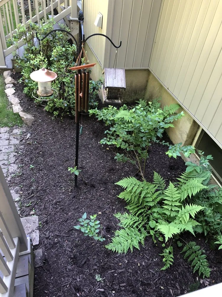 Expert lawn mowing service experts serving Cedar Knolls, NJ - Florez Landscaping and Tree Services