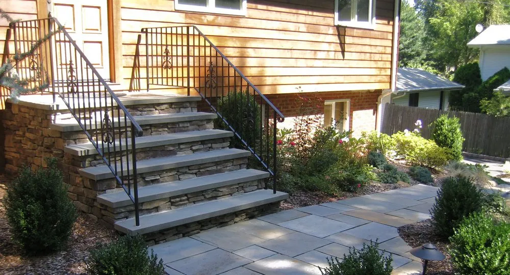 Custom yard maintenance in Cedar Knolls, NJ - Florez Landscaping and Tree Services