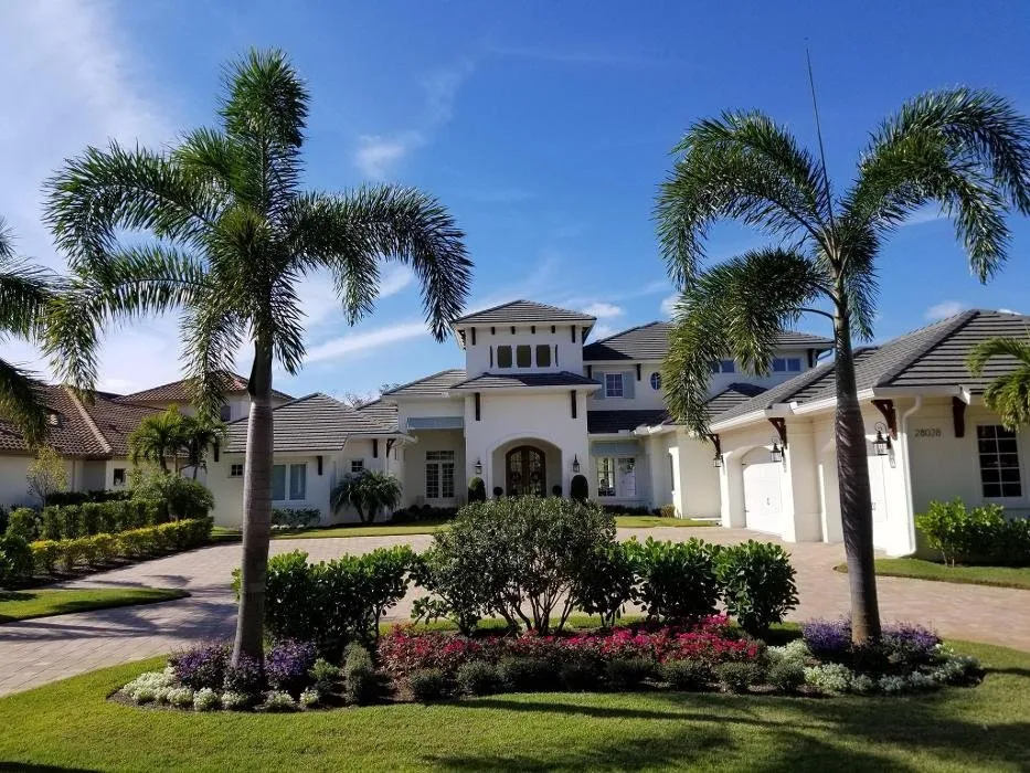 Affordable landscaping services experts serving Bonita Springs, FL - Florida Environmental