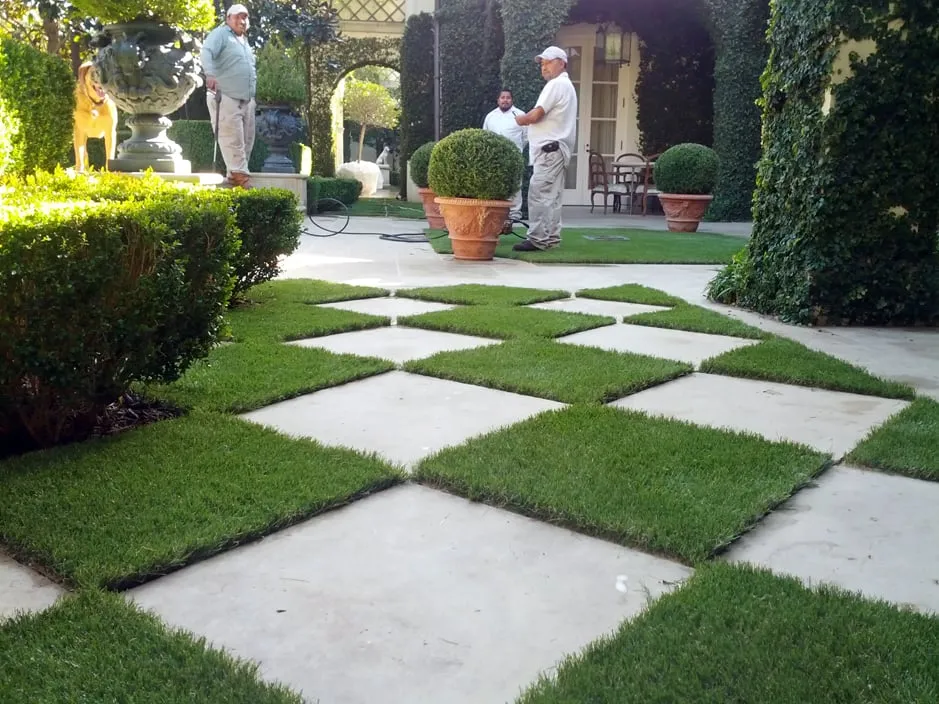 Affordable landscaping services for homes across Deerfield Beach, FL - Florida Fake Grass, Inc