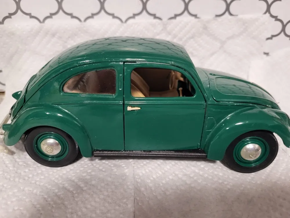 Expert lawn mowing service for year-round maintenance across Key Largo, FL - Florida Keys Elite Services