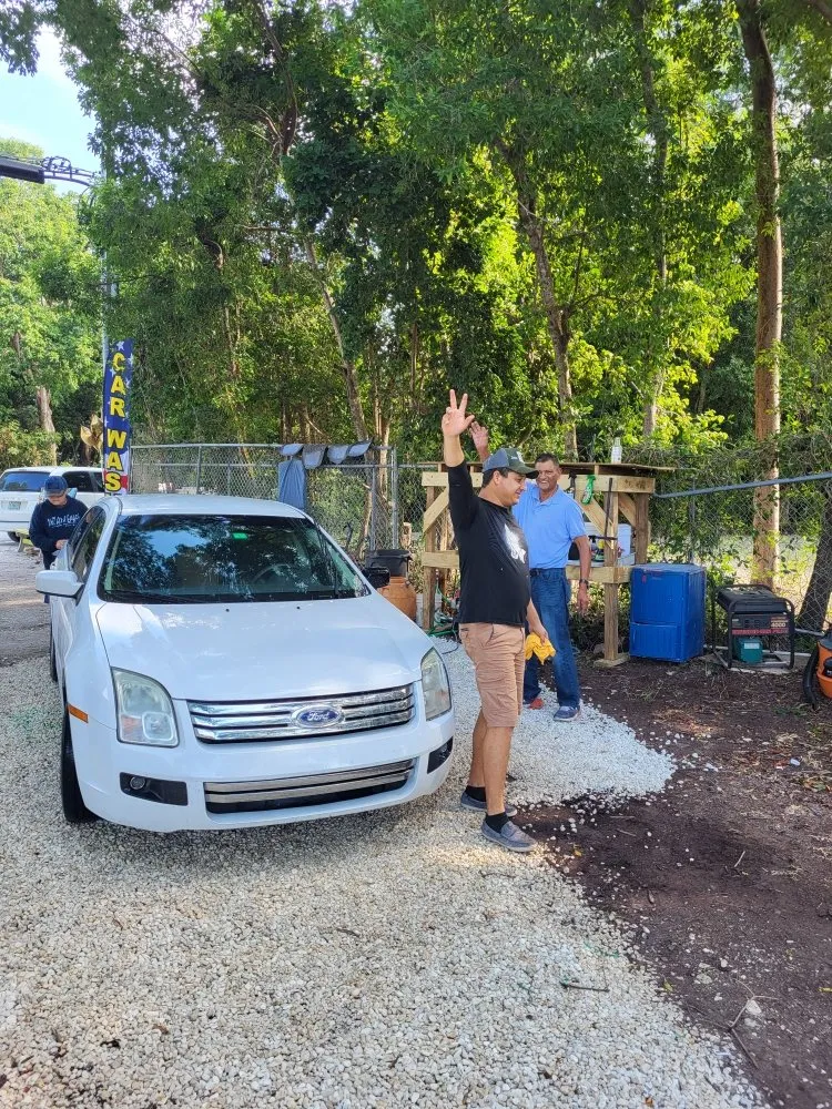 Top-rated lawn care service in Key Largo, FL by Florida Keys Elite Services