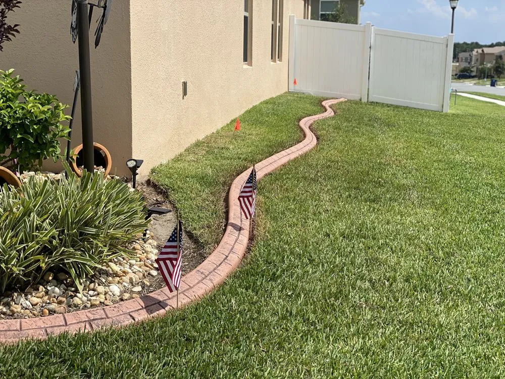 Expert outdoor landscaping experts serving Apopka, FL - Florida Landscape Borders