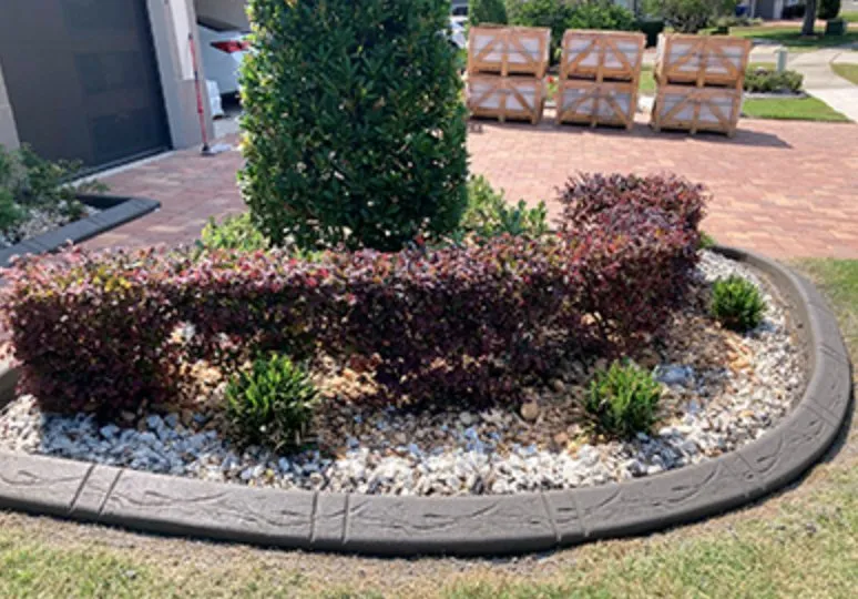 Local landscape installation for year-round maintenance in Apopka, FL by Florida Landscape Borders