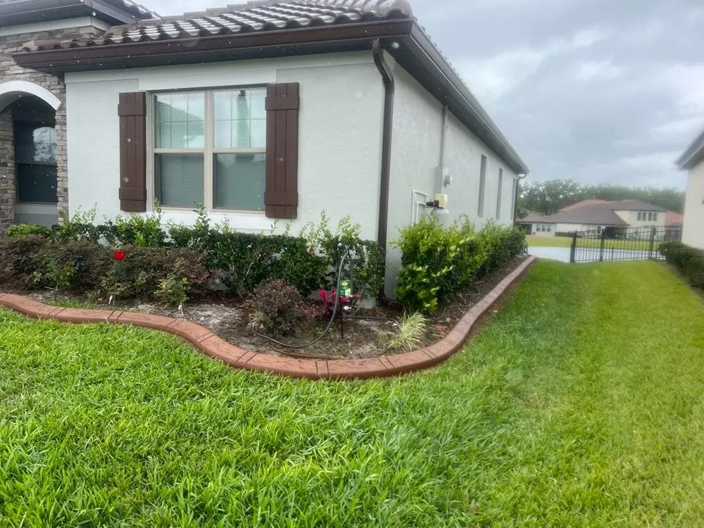 Expert lawn mowing service in Apopka, FL by Florida Landscape Borders