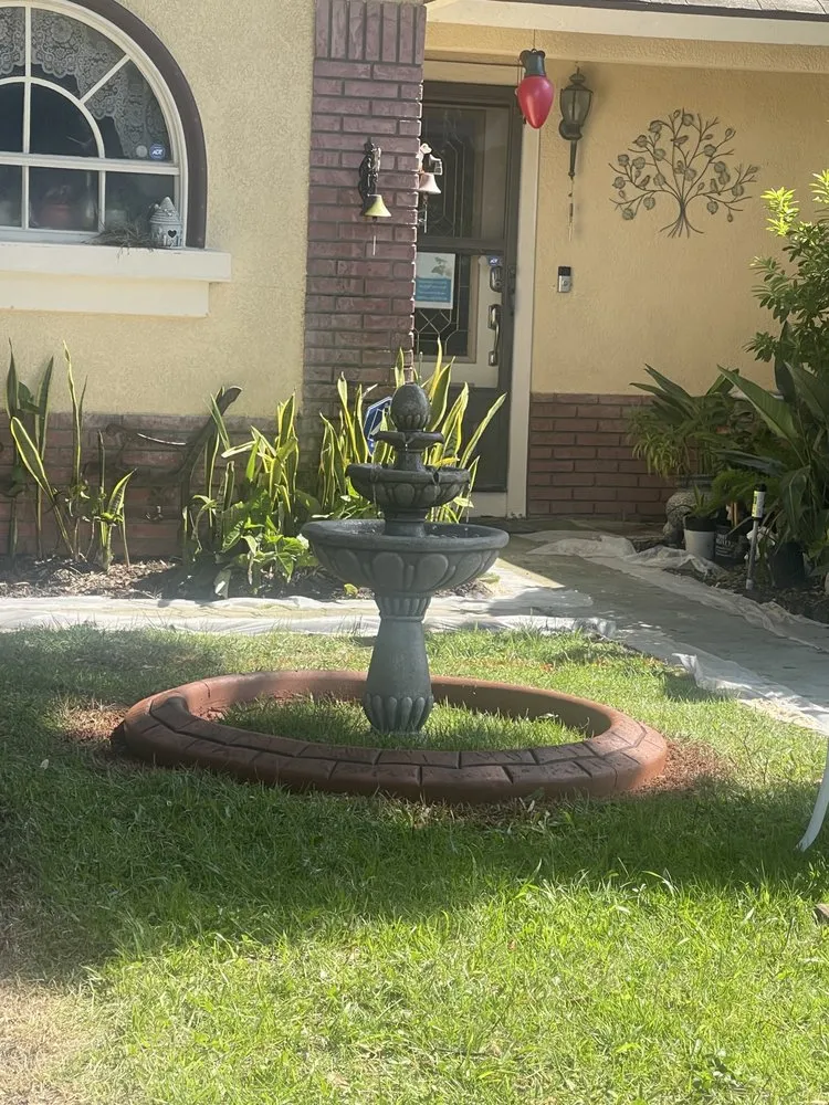 Top-rated garden landscaping for homes in Apopka, FL by Florida Landscape Borders