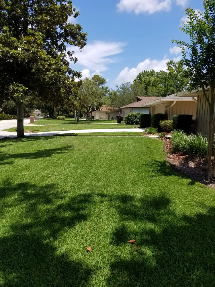 Top-rated lawn mowing service for residential properties across Orlando, FL - Florida Lawn Ace Landscaping & Design