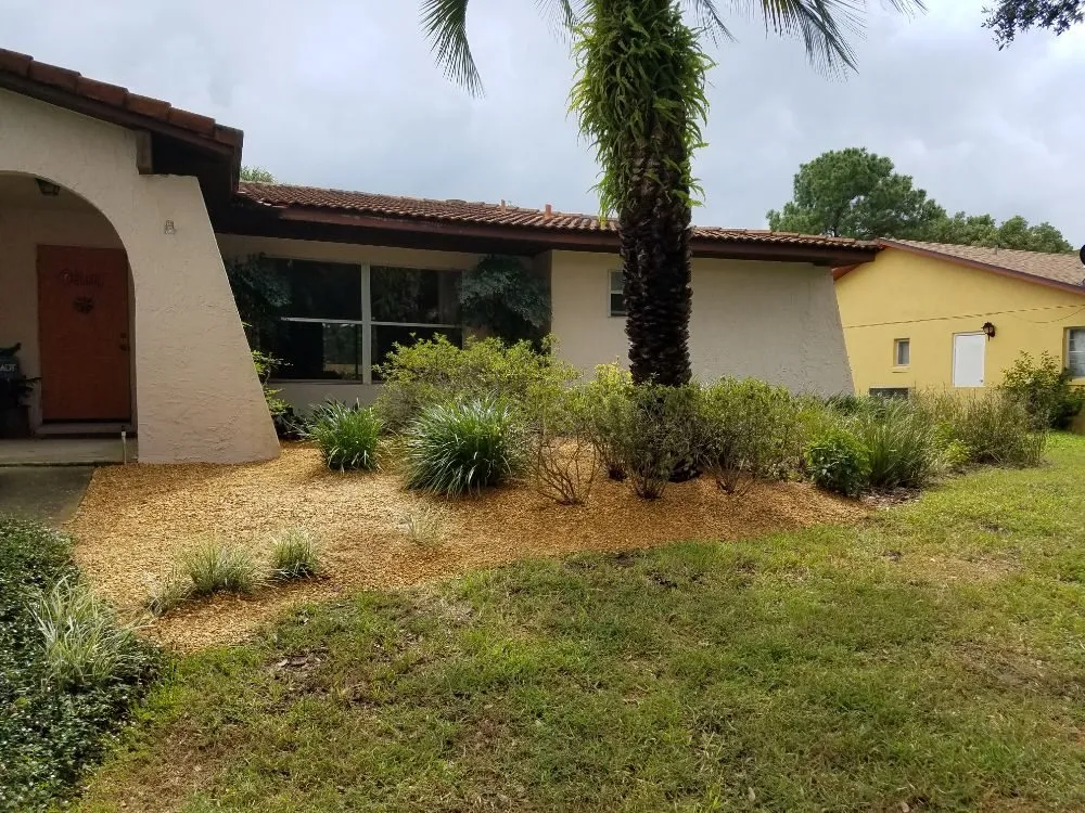 Local yard cleanup service for homes across Orlando, FL - Florida Lawn Ace Landscaping & Design