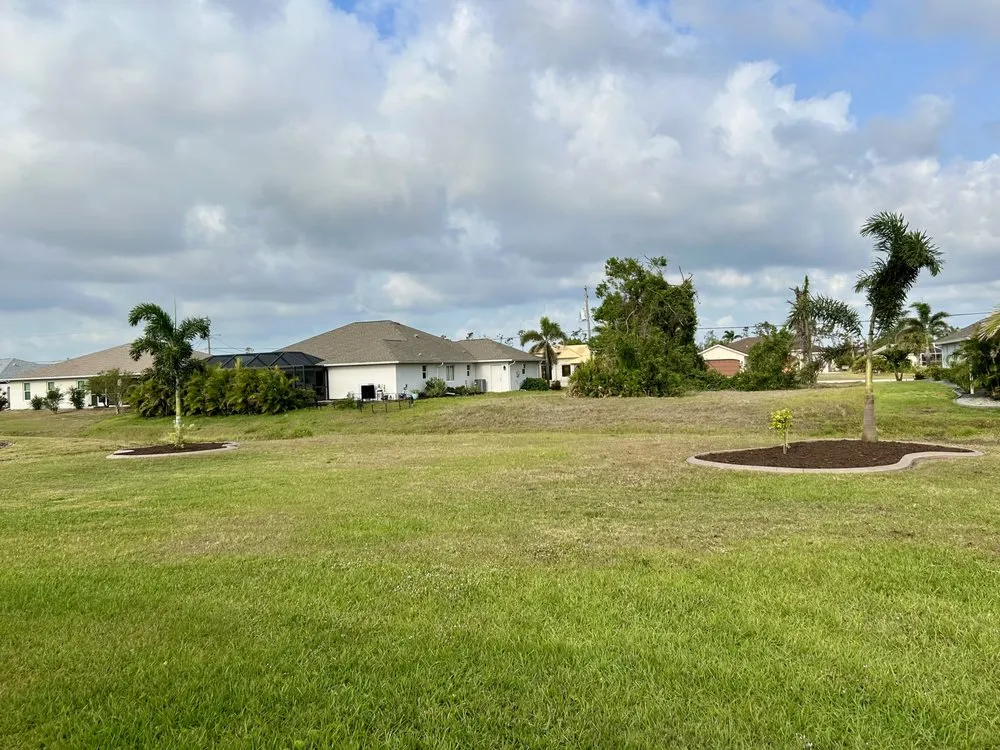 Expert landscape design in Englewood, FL - Florida Lawn Care Experts