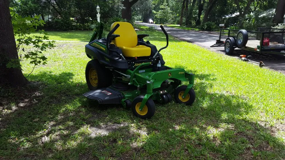 Trusted landscaping services in Orlando, FL - Florida Lawn Crew