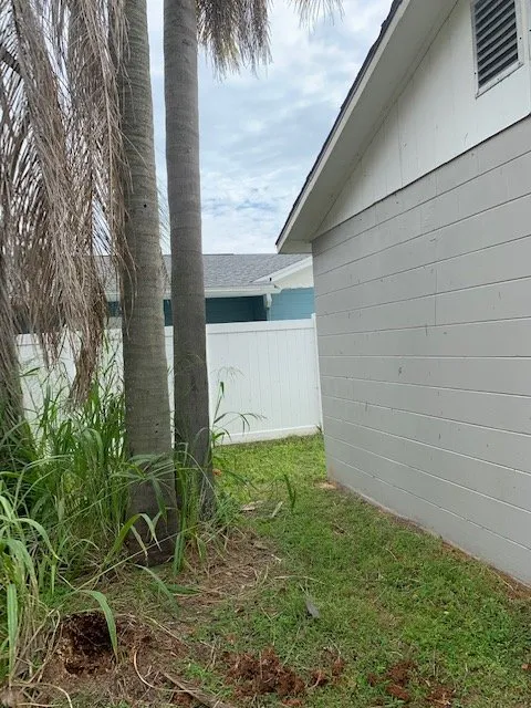 Reliable residential landscaping in Odessa, FL - Florida Premier Property Maintenance