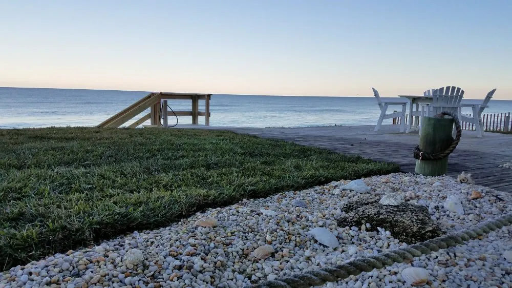 Affordable landscaping services experts serving Atlantic Beach, FL - Florida Pro Lawn Care