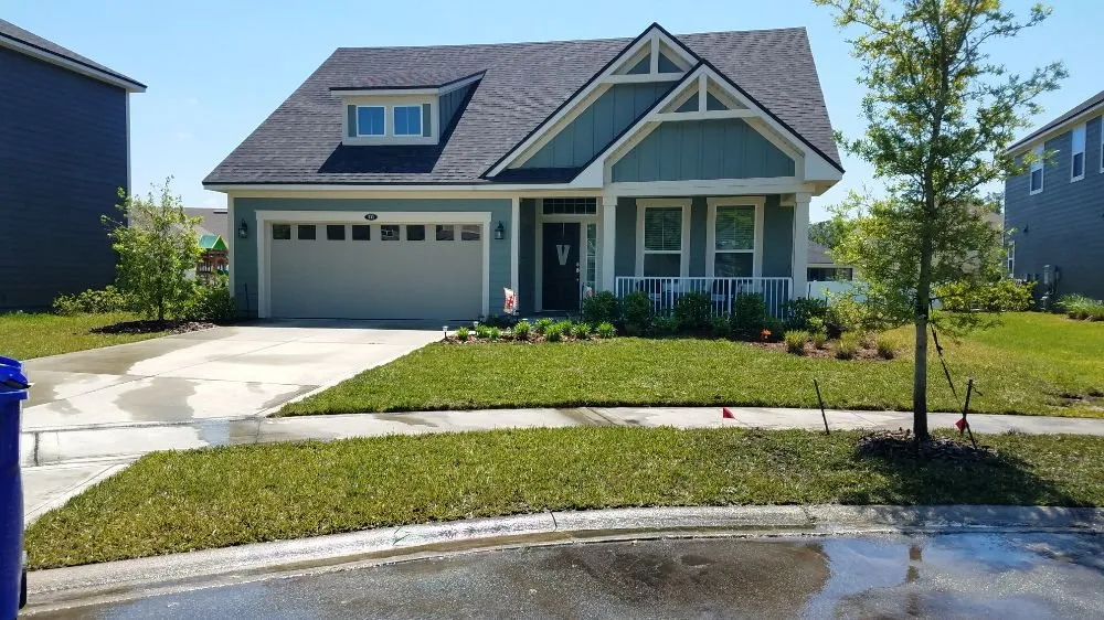 Local yard cleanup service for residential properties in Atlantic Beach, FL by Florida Pro Lawn Care