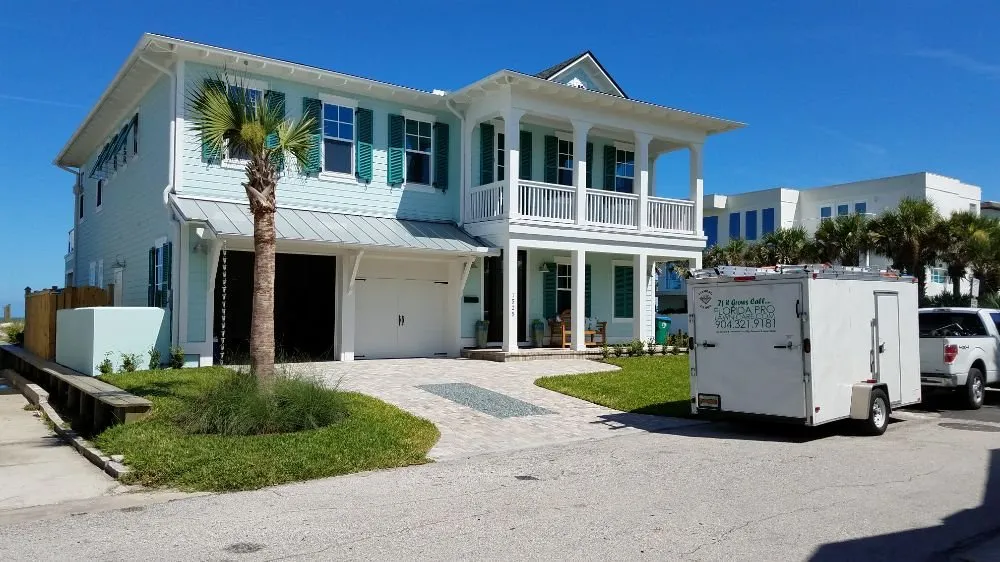 Local garden landscaping with custom design in Atlantic Beach, FL by Florida Pro Lawn Care