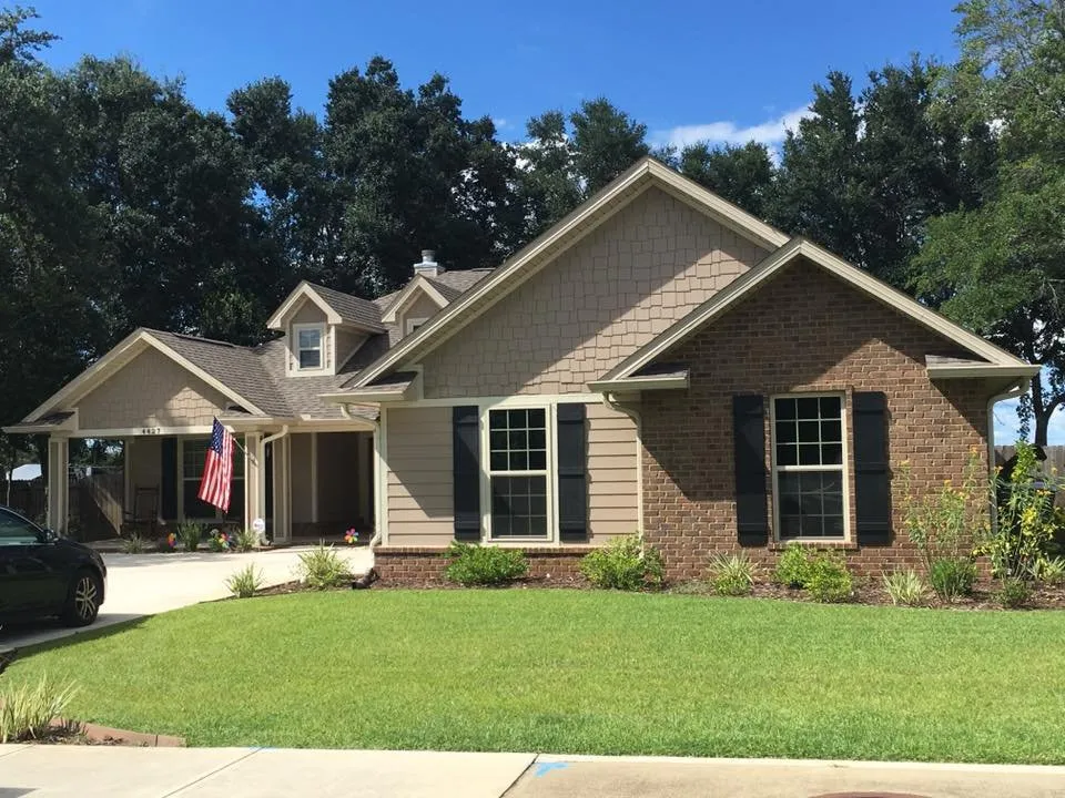 Trusted landscaping services experts serving Pace, FL - Florida Turf Pros