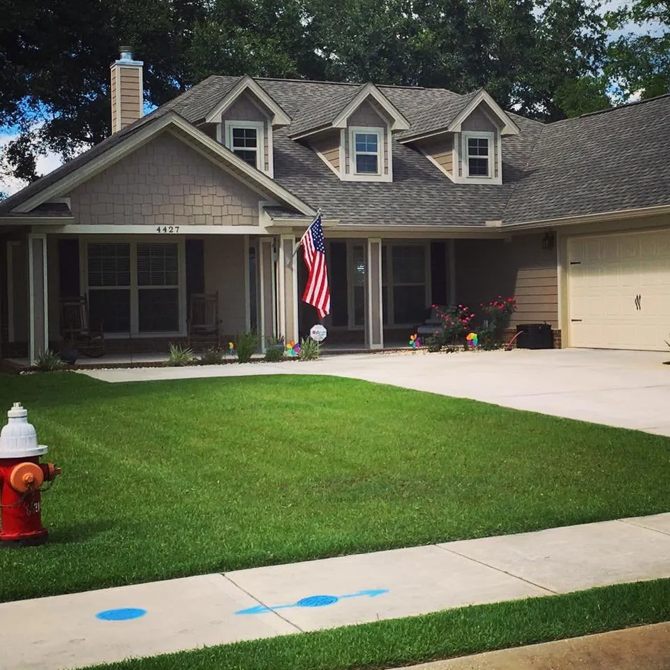 Affordable lawn mowing service in Pace, FL - Florida Turf Pros