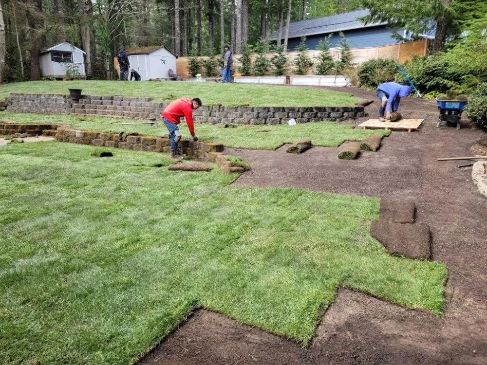 Affordable landscaping services experts serving Poulsbo, WA - Floridas Lawn Service