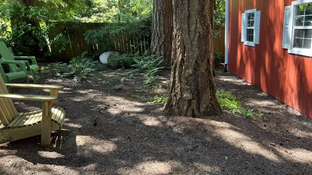 Trusted lawn care service in Poulsbo, WA - Floridas Lawn Service