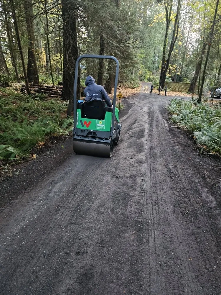 Reliable landscape installation in Poulsbo, WA by Floridas Lawn Service