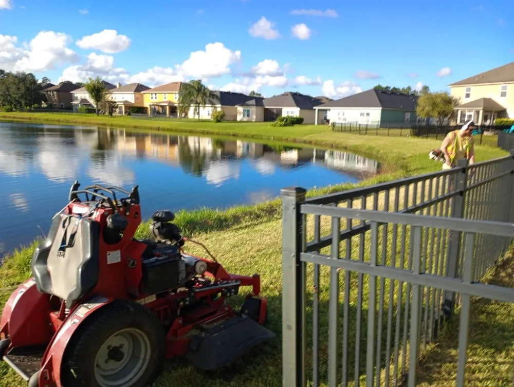Trusted lawn care service experts serving St. Augustine, FL - Floridaville yardMasters