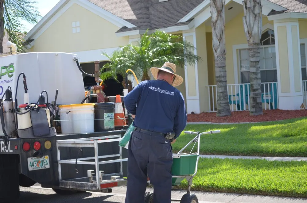 Reliable lawn care service for homes across Trinity, FL - Floriscape